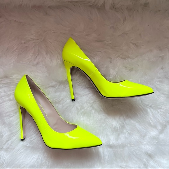New! Extremely Rare MARCELL Von BERLIN Parent Leather Pumps in Neon Yellow - Picture 10 of 13